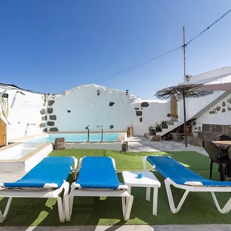 Home2book Charming Casa Candy Private Pool & Bbq Дом отдыха *